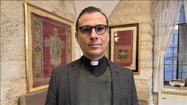 قس فلسطيني يوجّه رسالة للغرب حول حق الفلسطينيين ومزاعم إسرائيل