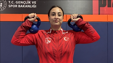 Genç milli güreşçinin hedefi Balkan Şampiyonası'ndan altın madalyayla dönmek