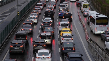 İstanbul'da trafik yoğunluğu yüzde 80'e kadar ulaştı