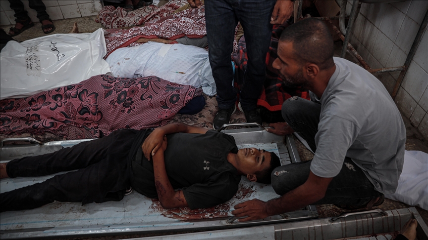 Israël poursuit ses attaques à Gaza, tuant 7 Palestiniens malgré l’appel au cessez-le-feu de Trump