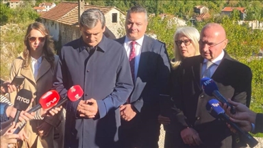 Ministri vanjskih poslova Hrvatske i Crne Gore položili vijence u nekadašnjem logoru Morinj
