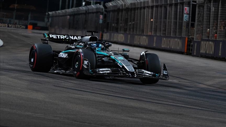 Гран-при Сингапура F-1 выиграл британский пилот Mercedes Джордж Расселл
