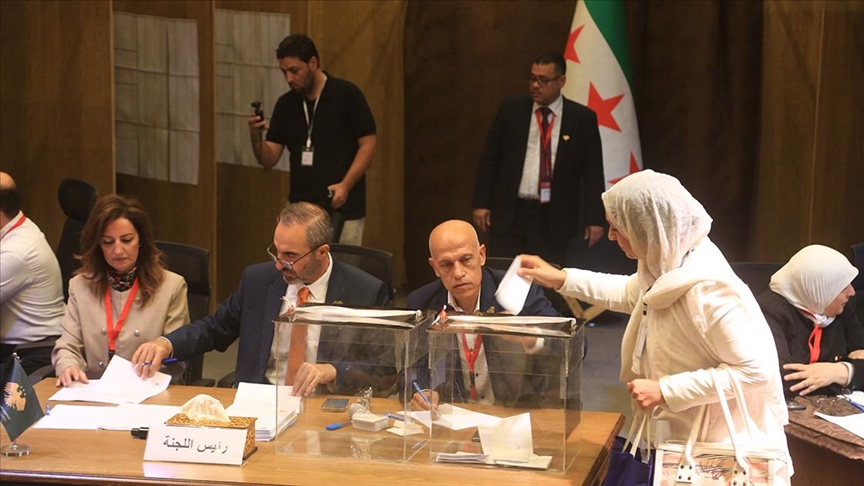 Suriye'de Esed rejiminin devrilmesinin ardından ilk Halk Meclisi seçimleri sürüyor