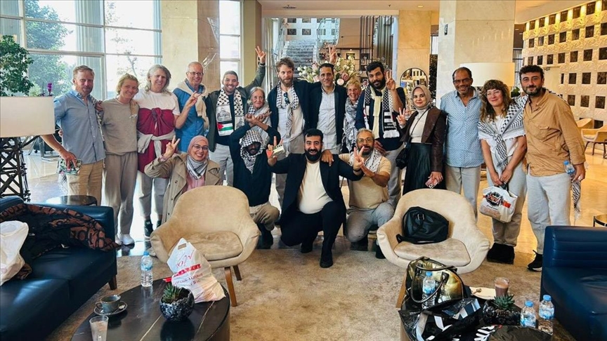 تونس.. وصول 10 من نشطاء "أسطول الصمود" أفرجت عنهم إسرائيل