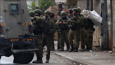 بينهم طفلان.. الجيش الإسرائيلي يعتقل 12 فلسطينيا بالضفة