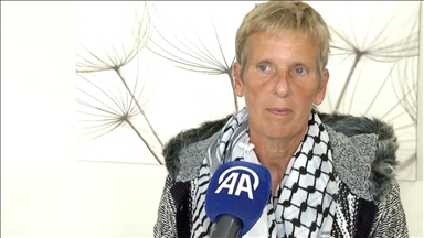 ناشطة بريطانية: شعرنا في سجون إسرائيل بمعاناة الفلسطينيين