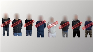 Kırmızı bültenle ve ulusal seviyede aranan 8 suçlu Türkiye'ye getirildi