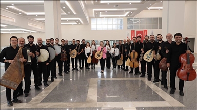 Haveran Türk Musikisi Topluluğu dinleyiciyle buluşmaya hazırlanıyor