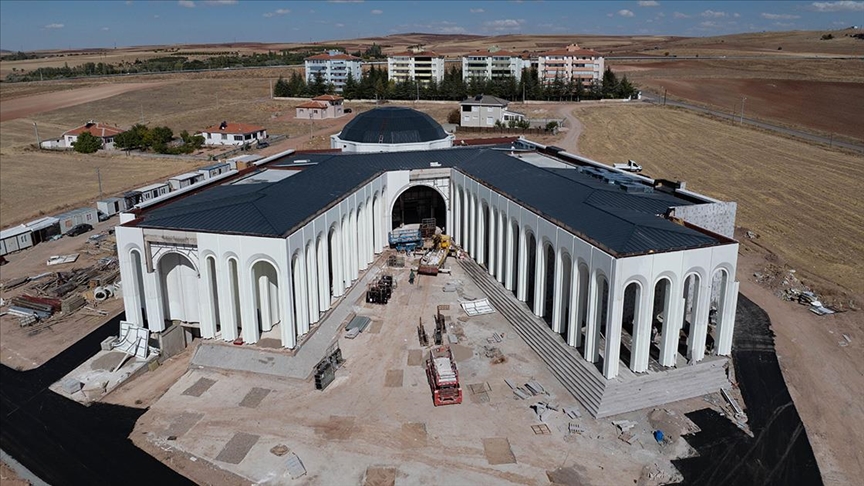Bahçeli'nin hibe ettiği Hacıbektaş'taki arsaya yapılan cemevi külliyesi 11 Ekim'de açılıyor