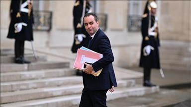 France: Macron donne deux jours à Lecornu pour « mener d’ultimes discussions »