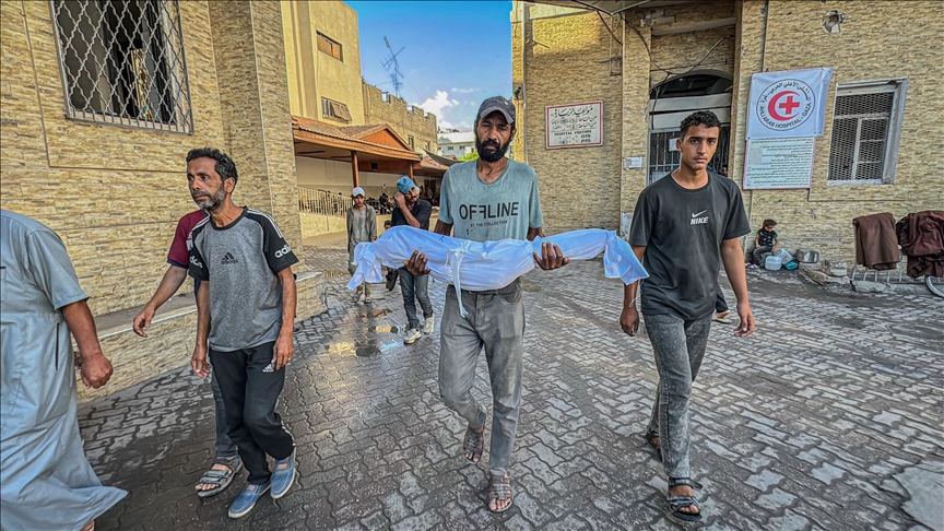 عامان من الإبادة.. إسرائيل تيتم يوميا 77 طفلا في غزة 