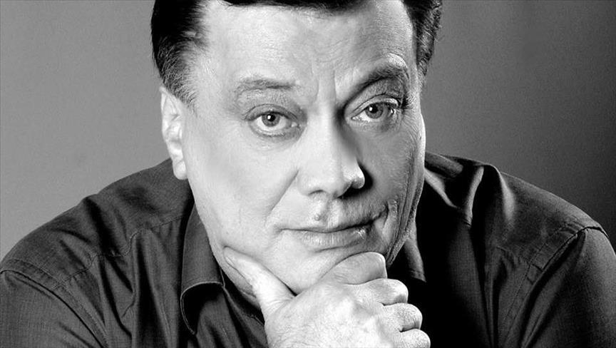 Vdes këngëtari legjendar boshnjak i muzikës popullore, Halid Beshliq