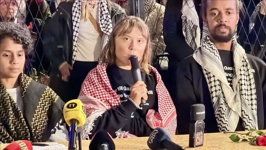 Aktivist Thunberg, İsrail'de kaldıkları süreçte temiz suya erişemediklerini söyledi