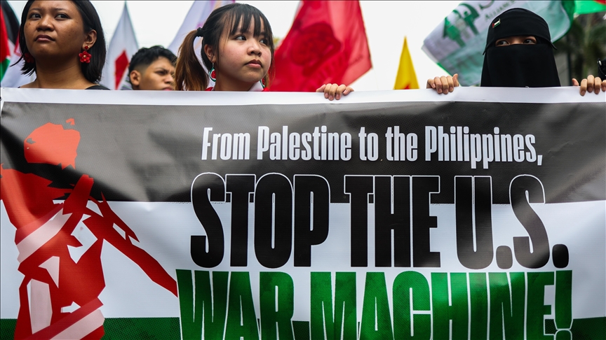 Protesta në mbështetje të Palestinës pranë ambasadës së SHBA-së në Filipine