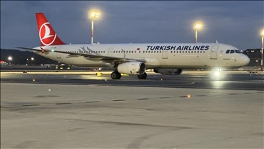 طائرة تقل 15 تركيا مشاركا بأسطول الصمود تصل إسطنبول