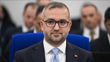 Karahan, fiyat istikrarının "yastık altı altın" talebini azaltacak önemli unsurlardan biri olduğunu açıkladı