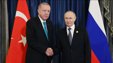 Presidentët turk dhe rus diskutojnë lidhjet dypalëshe, çështjet rajonale dhe globale