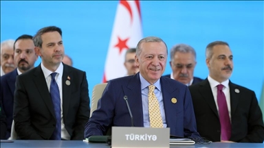 أردوغان يوقع على إعلان وقرارين لتعزيز منظمة الدول التركية