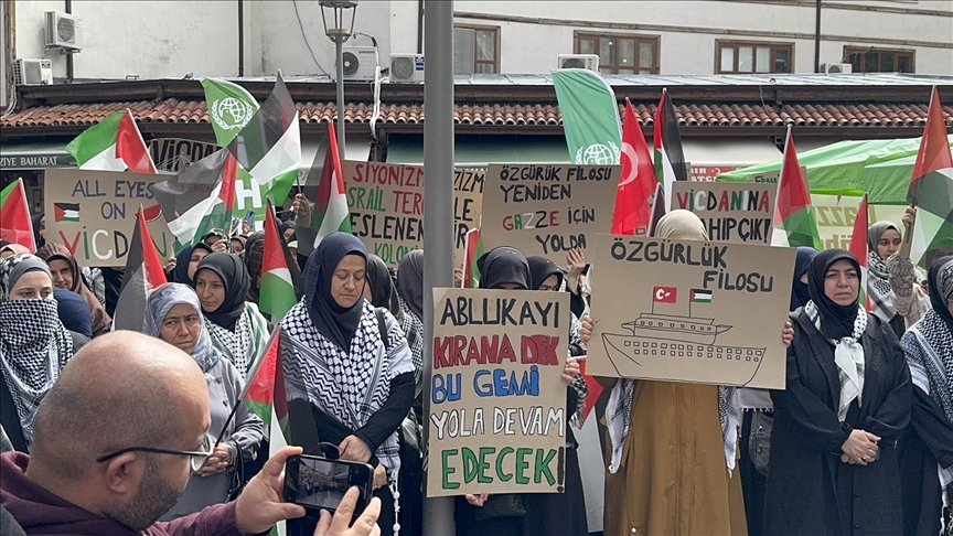 Özgürlük Filosu Koalisyonu'ndaki gemilere İsrail'in saldırısı Konya'da protesto edildi