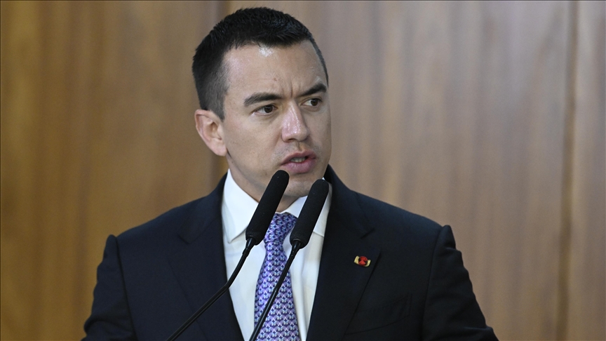 Ecuadorian president’s convoy pelted with stones, Noboa escapes unharmed