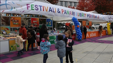 Prishtinë, hapet edicioni i tretë i Festivalit dhe Panairit të Librit për Fëmijë