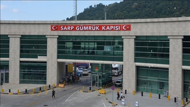 Sarp Sınır Kapısı’ndan 9 ayda 4 milyona yakın yolcu geçişi oldu