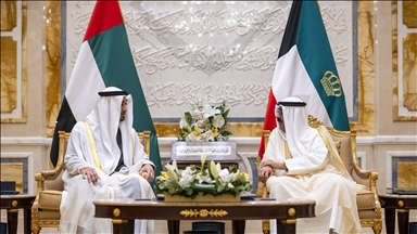 الإمارات والكويت تؤكدان دعمهما جميع مبادرات وقف إطلاق النار بغزة