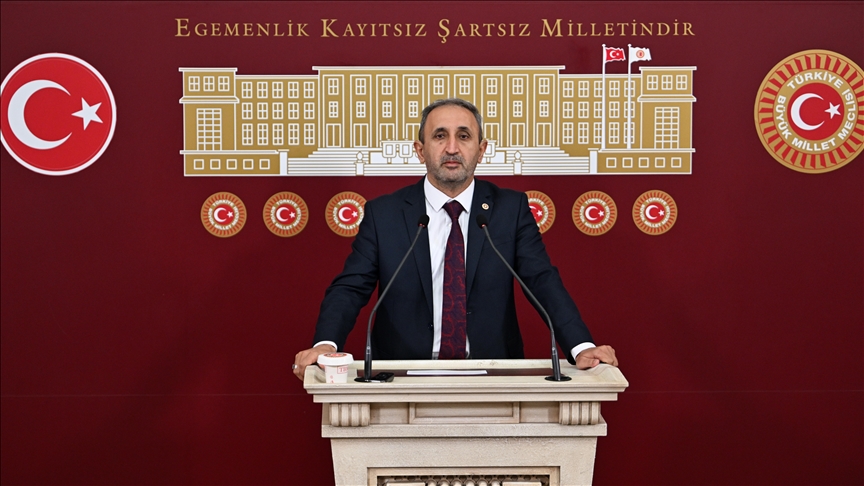 Demirê HUDA PARÎ peymana agirbestê ya ku li Xezeyê pêk hat û ketina wê ya rewacê tê payîn, nirxand: