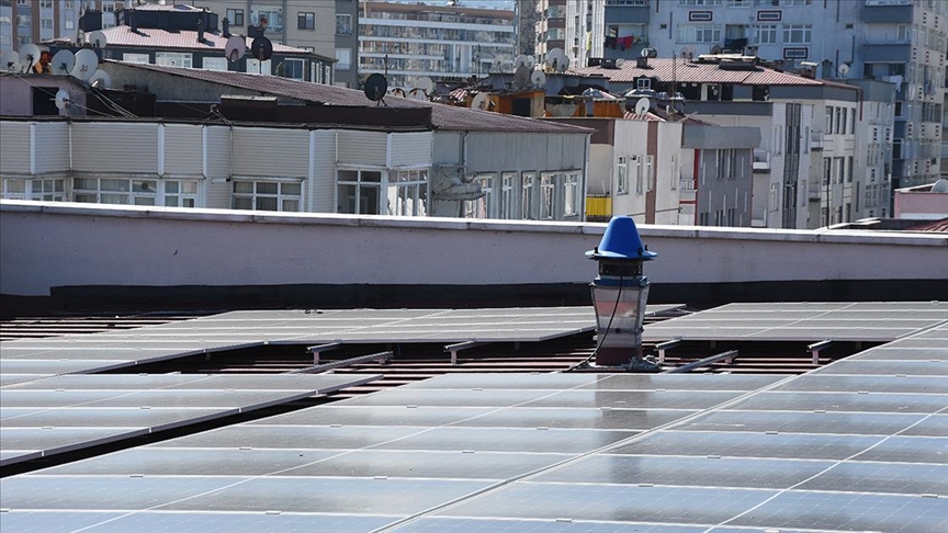 Türkiye'de adliye binalarında ilk güneş enerjisi santrali Samsun'da kuruldu