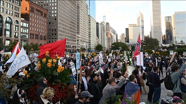 Chicago'da, Trump’ın kente Ulusal Muhafız göndermesi protesto edildi