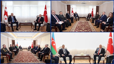 Milli Savunma Bakanı Güler, Gürcistan Savunma Bakanı Chikovani ile görüştü
