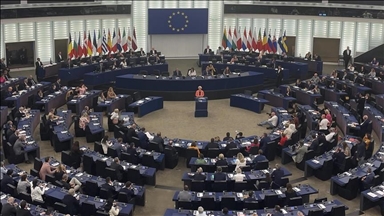 Šefica Evropske komisije "preživjela" dva glasanja o nepovjerenju u Evropskom parlamentu