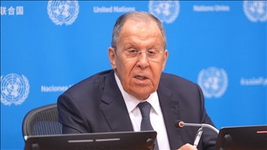 Lavrov: Suriye'deki varlığımız meşru yönetimin muhalif güçlere karşı askeri desteklenmesi için değil