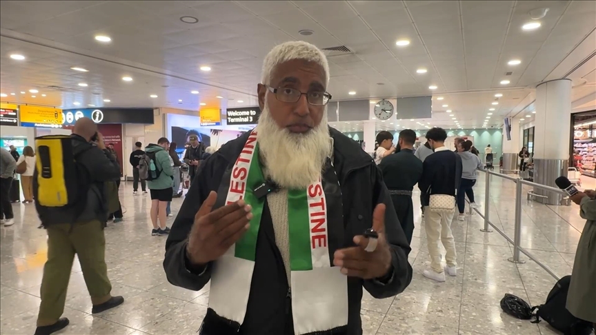 Sumud Filosu'ndaki İngiliz aktivist Hussain, İsraillilerin İngiliz diplomatlara kötü davrandığını söyledi