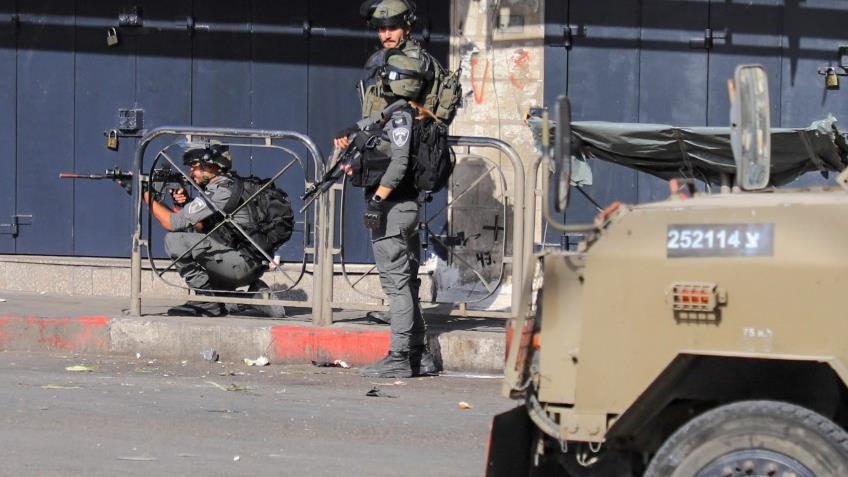 36 people, including journalists, injured in attacks by Israeli army, illegal settlers in occupied West Bank