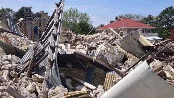 At least 8 killed as 2 powerful earthquakes rattle Philippines