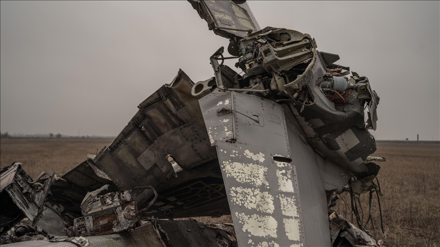 Russian MiG-31 fighter jet crashes during landing in Lipetsk region