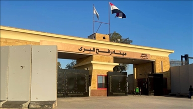 إسرائيل: سيُسمح بعودة الفلسطينيين من الخارج لغزة بعد وضع آلية مع مصر 