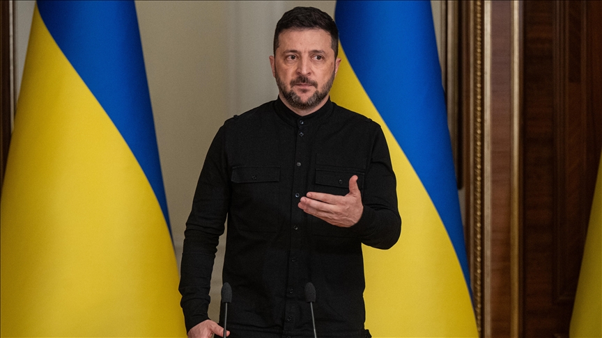 Zelenskyy honors UAE official for helping return Ukrainian prisoners, aiding civilians