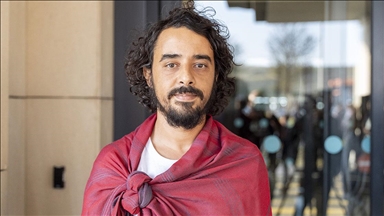 İsrail tarafından alıkonulan Fransız gazeteci Rami, hapishanede terörist muamelesi gördüklerini anlattı