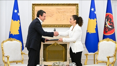 Osam mjeseci nakon izbora: Osmani dodijelila Kurtiju mandat za sastavljanje nove vlade