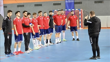 Trabzon Büyükşehir Belediyespor Hentbol Takımı altyapı kaynağından besleniyor