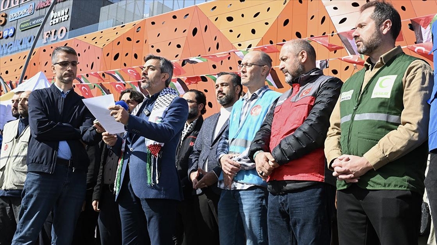 İstanbul'da bazı AVM'lerdeki mağazalar bir günlük kazançlarını Gazze'ye bağışlıyor