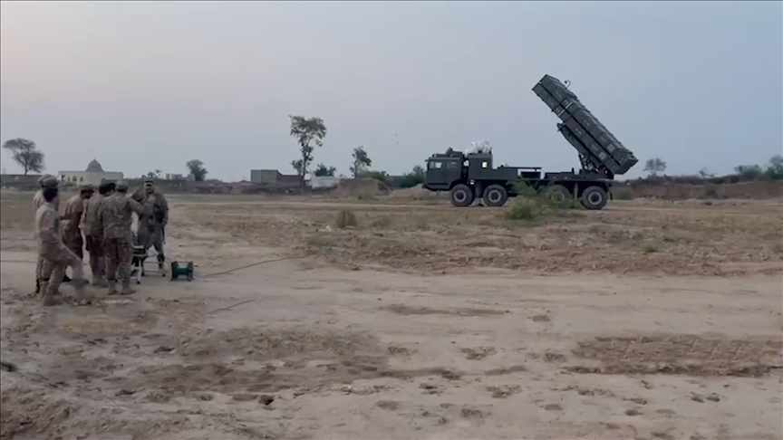 Pakistan: Afgan güçlerinin sınırdaki saldırısında 23 Pakistan askeri öldü