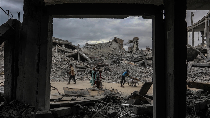 Palestinezët kthehen në shtëpitë e tyre të rrënuara në Gaza pas sulmeve vdekjeprurëse izraelite