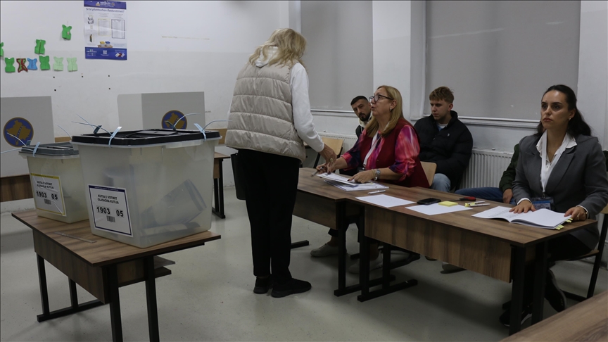 Kosovë, hapet procesi i votimit për zgjedhjet lokale të 12 tetorit