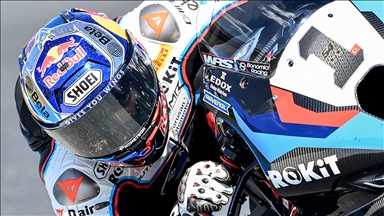 Milli motosikletçi Toprak, Superpole yarışını kazanarak şampiyonluğa biraz daha yaklaştı