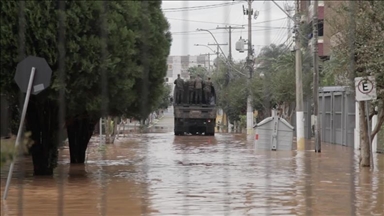 At least 42 dead, 27 missing as floods devastate central Mexico