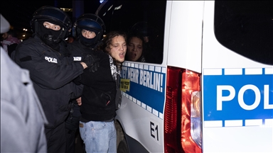 Shpërthejnë përleshje në protestën “Të bashkuar për Gazën” në Berlin, policia kryen arrestime