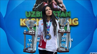 الیف جرن اوزونچاکماک، ملیپوش ترکیه در جام جهانی کیکبوکس دو مدال طلا گرفت